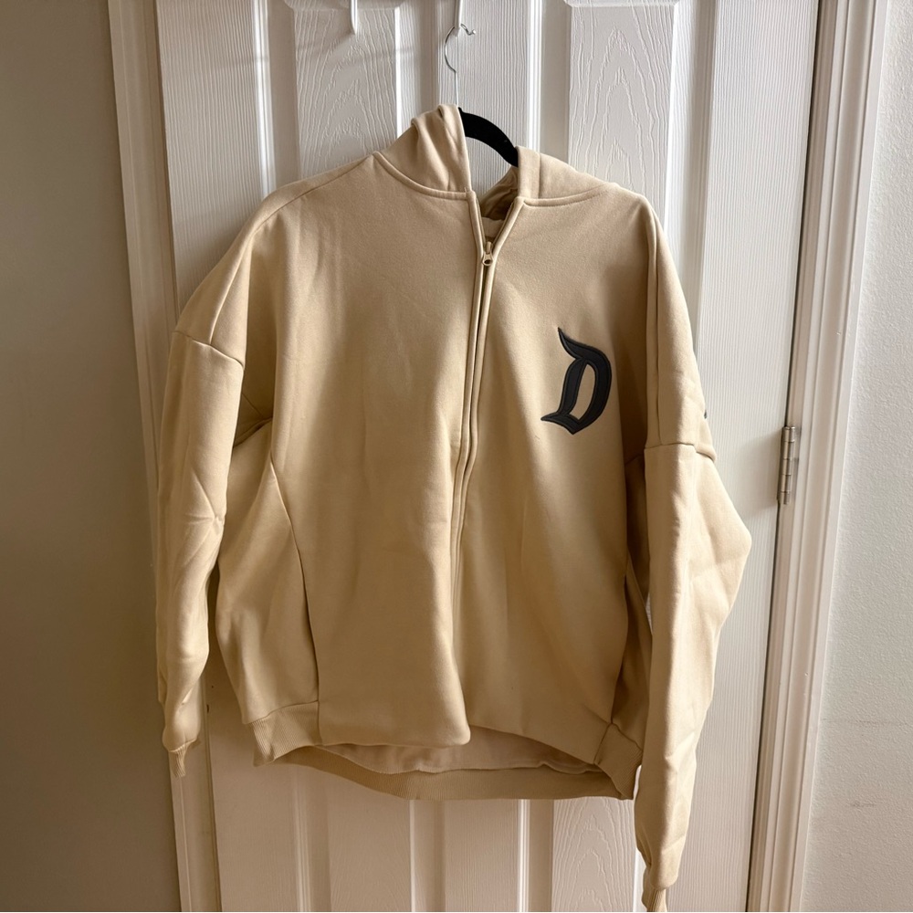 Disneyland Logo Zip Hoodie Adults D Embroidered Beige XL